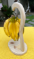 Suporte para cacho de bananas em madeira maciça protegido com produto impermeabilizante, deixe sua área gourmet ou cozinha muito mais organizados e ocupando pouco espaço com nossa peça.