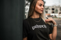 Camiseta Yahweh na internet