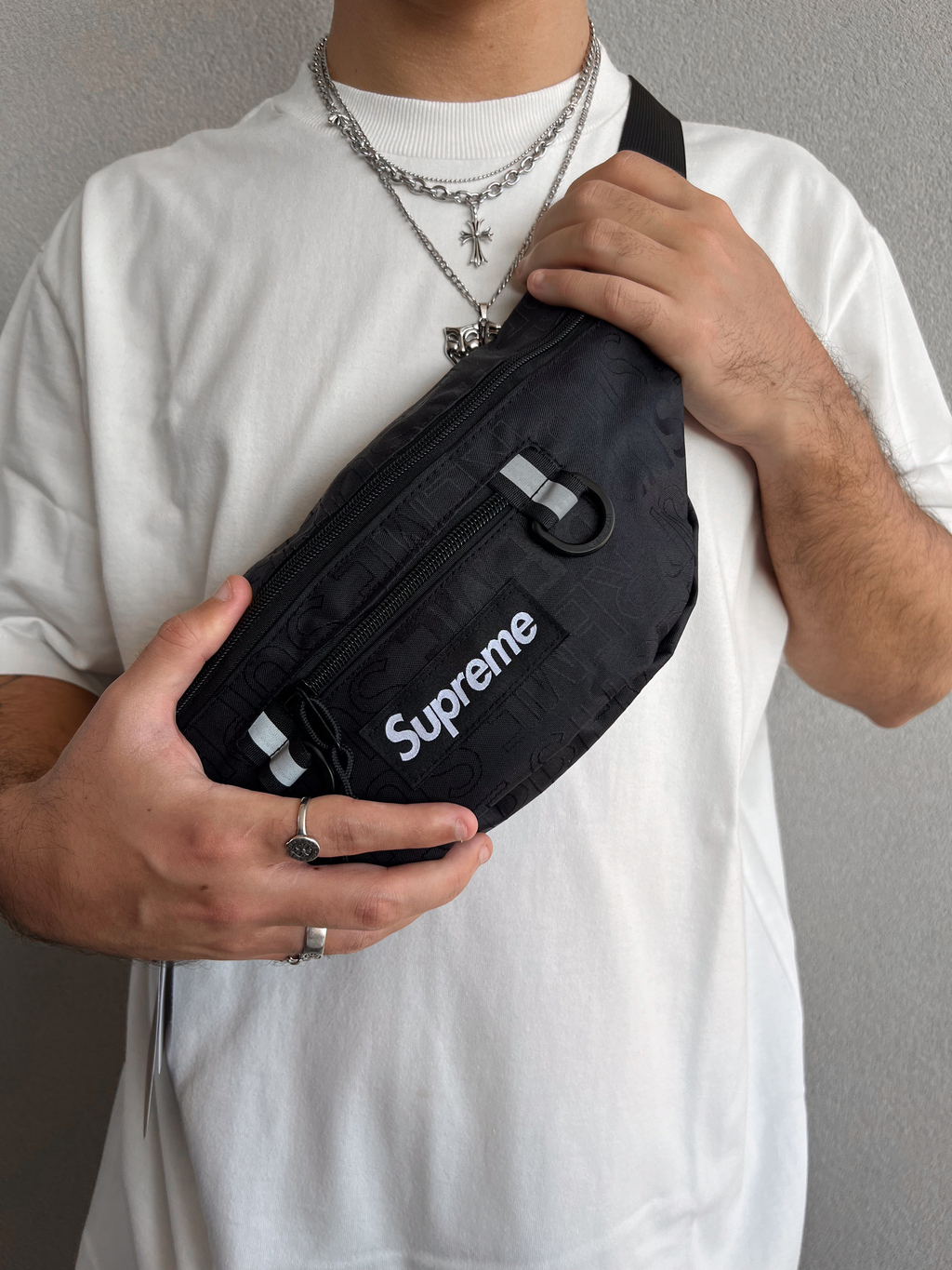 Waist bag supreme hotsell black