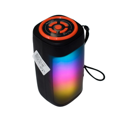 Bocina Bluetooth cuadrada luz LED tipo flama portátil 2" - comprar en línea