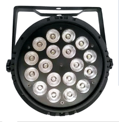 Refletor Led 18x12w RGBW Quadriled Dmx Bivolt Conector Powercon