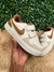 Tênis Nike Velcro Caramelo/branco na internet