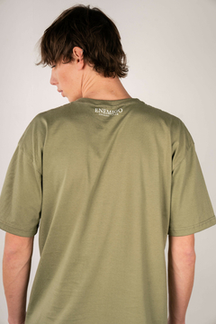 REMERA "ENEMIGO - OWNER'S CLUB"-Cactus Green - comprar online