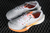 Las Nike ZoomX Vaporfly 3 Sea Glass Bright Mandarin FV3633-081 son la elección perfecta para aquellos que buscan una zapatilla de running con estilo y rendimiento. Con su diseño único y tecnología avanzada, estas zapatillas te ayudarán a alcanzar tus obje