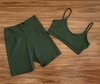 Conjunto verde militar