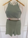 Conjunto verde pistache