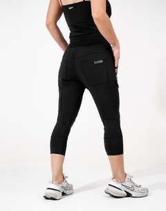 Capri Jogger con Bolsillos Argollas - Eyelets- Progressive - comprar online