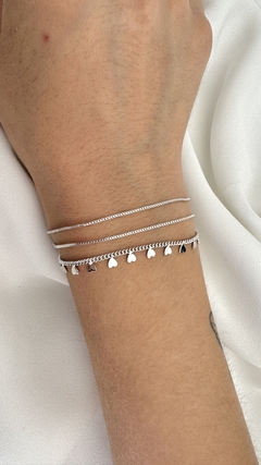 Pulseira Trio Corações Banhada a Ródio - comprar online