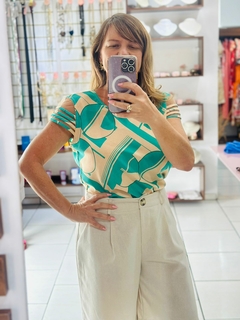 Blusinha Crepe Detalhe Tule Manga - Valentina Chic