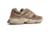 New Balance 9060 Mushroom na internet