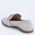 Mocassim Couro Branco Detalhe Metal - Raphaella Booz