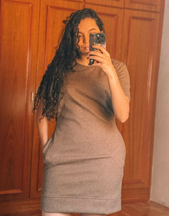 Vestido Tubinho com Bolsos Laterais