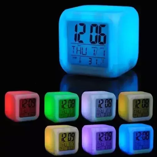 Reloj Despertador alarma Cubo Luminoso Digital 6 Colores Led Color Blanco