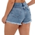 Short Jeans Feminino Cintura Alta Barra Desfiada Botões Coloridos Luxo - comprar online