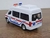 Miniatura Van Ambulancia KEEP CLEAR Metal e Fricção Escala 1/32 Branca na internet