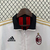 Agasalho Corta Vento AC Milan Dupla Face 2024/25 da Adidas na cor branca com detalhes em dourado e preto.