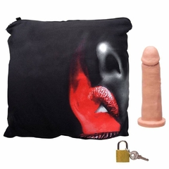 Almofada Boca Com Prótese Dominatrixxx - comprar online