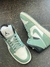 Tenis Jordan 1 para dama blanco con verde pistacho en internet