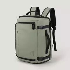 Mochila prática, compacta e impermeável com bolso para Laptop na internet