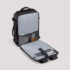 Mochila prática, compacta e impermeável com bolso para Laptop - loja online