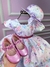 Vestido Miss Cherry Chapeu Lilas Flores e Borboletas na internet