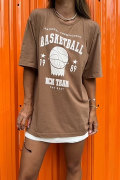 T-shirt Basketball Marrom - loja online