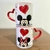 CANECA ALÇA DE CORAÇÃO 325 ml - Mickey e Minnie na internet