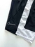 SHORT NIKE PRETO COM DETALHE BRANCO na internet