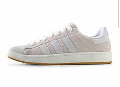 Tênis adidas Campus off white na internet