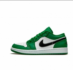 Air Jordan Branco & Verde na internet