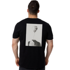 Camiseta Minimalist Lightness Concept