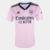 Camisa feminina do Arsenal III 22/23, cor rosa com detalhes em preto e logotipo da Adidas.