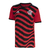 Camisa do Flamengo III 22/23 masculina da Adidas, predominantemente preta com listras vermelhas e logo do clube.