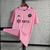 Camisa rosa do Inter Miami, modelo home 23/24, da Adidas, com logotipos e detalhes em preto.

