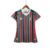 Camisa feminina do Fluminense I 23/24 da Umbro, com listras tricolores em verde, grená e branco.