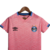 Camisa feminina rosa do Grêmio, edição especial 22/23, com detalhes em azul e preto e logo da Umbro.

