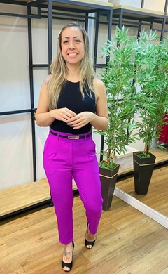 Calça Fernanda - Look Elegante e Moderno na internet