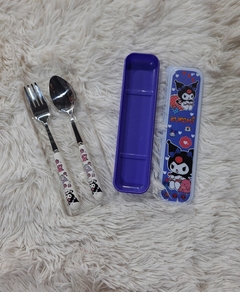 SET CUBIERTOS C/ESTUCHE HOMBRE ARAÑA, UNICORNIO, KUROMI, DORAEMON, ETC - El Principito Mayorista