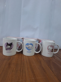 TAZA CERÁMICA LARGA SANRIO, KITTY, KUROMI, ETC - comprar online