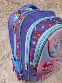 MOCHILA KAWAI INFANTIL C/RELIEVE 3 CIERRES - El Principito Mayorista