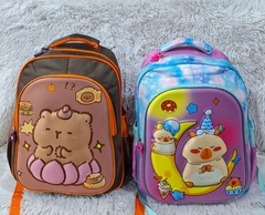 Imagen de MOCHILA CAPIBARA C/RELIEVE 2 CIERRES