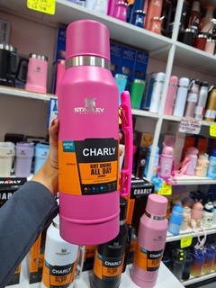 TERMO CHARLY SIMIL STANLEY 1,2L TAPA COLOR - comprar online