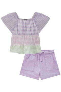 Conjunto de Bata em Visco Twill com Shorts em Sarja Ônix com Elastano