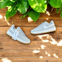 Nike PREMIUM Gris - comprar online