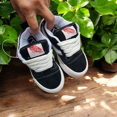 Vans Knu Negras KIDS - comprar online