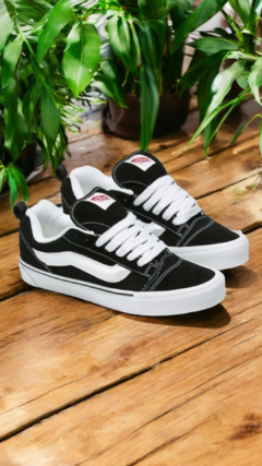 Vans KNU Negra - Importadas en internet