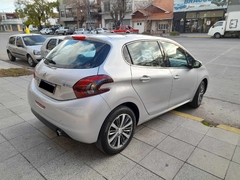 PEUGEOT 208 2017 - comprar online