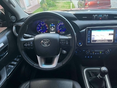 TOYOTA HILUX 2018 - comprar online