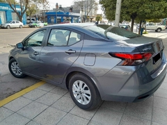 NISSAN VERSA 2024 - tienda online