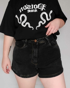 Short jeans preto estonado - comprar online